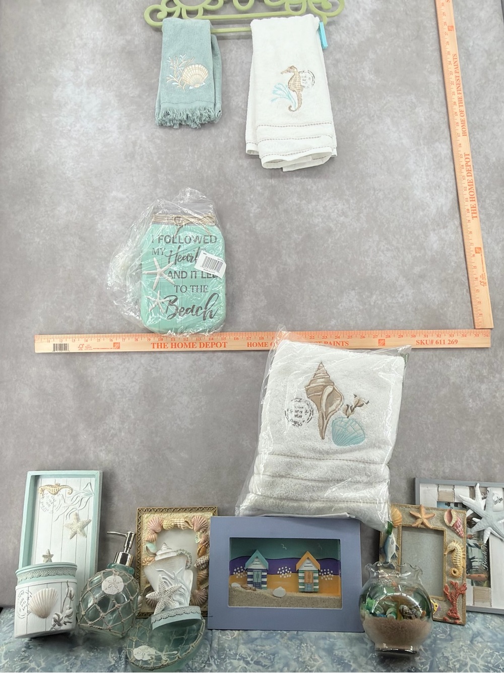 Beach theme decor bathroom lot